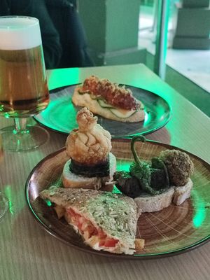  at Crock and cock in Bilbao