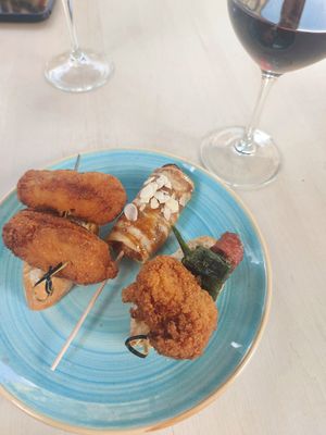  at Crock and cock in Bilbao