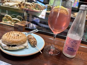 Bagel, Rollito and Kombucha  at Crock and cock in Bilbao