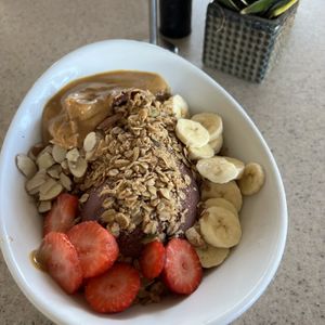 peanut butter jelly bowl  at Ki's in Solana Beach