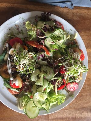 Lunch special  at Rawtastic in Berlin