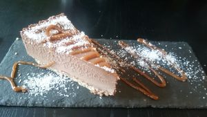 chocolate cheesecake at Rawtastic in Berlin