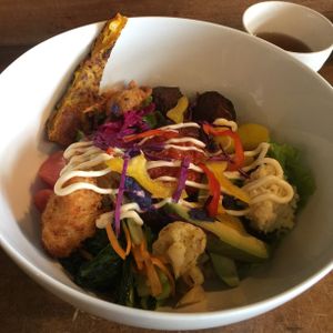 Vegan bowl of the day~ With falafel, rice and lots of veg! Satisfying and yummy! at Veggie Syokudo Funadeya in Fukuoka