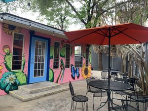 Nice vibes  at Viva Vegeria in San Antonio