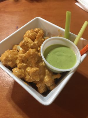 Buffalo cauliflower wings at Viva Vegeria in San Antonio