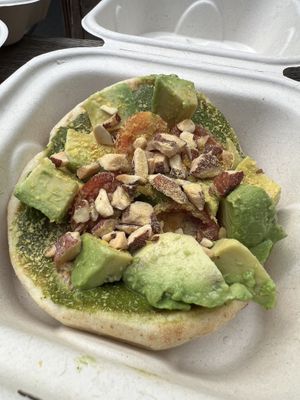 Pesto Pizza - amazing   at Leahi Health - Kaimuki in Honolulu