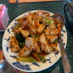 Veggie ‘Chicken’ & Broccoli  at Fortune Garden in Youngstown