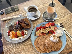 Pancakes and French Toast  at Blendlove in Southport
