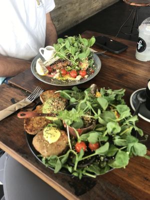 Big breakfast and mushroom bruschetta  at Blendlove in Southport