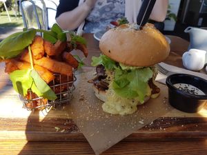Cheeseburger with bacon and avo - vegan at Blendlove in Southport