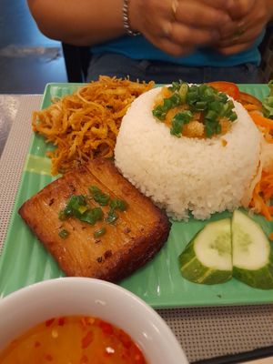 Vegan com tam at An Nhien - Nguyen Van Thu in Ho Chi Minh City