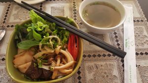 pho tron (dry pho with the broth on the side) at Lau Nam Chay An Nhien - Ward Da Kao in Ho Chi Minh City