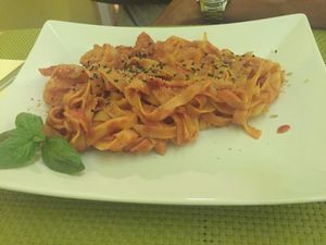 Pâtes et tomates at Biofresh in Mulhouse