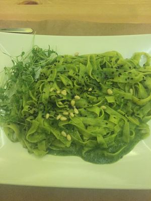 Pâtes au pesto at Biofresh in Mulhouse