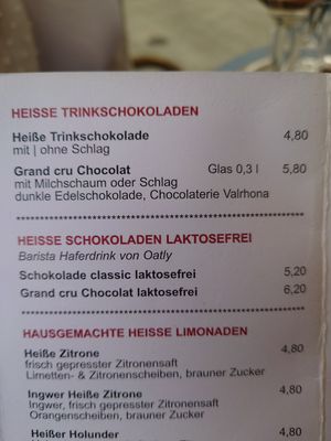 Vegan hot cocoa at Manna in Innsbruck