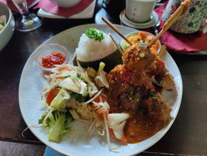 Tofu Spieße mit Erdnusssauce at Cafe Bali in Saarbrucken