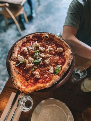 Regina tomato mozzarella pizza at Gigi Pizzeria in Newtown