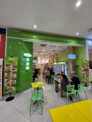 stall front at new location. 
photo by Wai Lek at Vegemore Restaurant & Food Trading 素素乐 in Johor Bahru