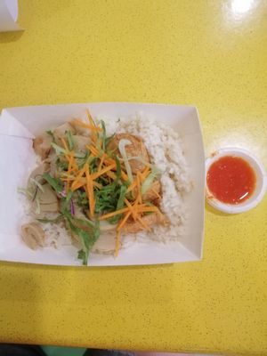 Chicken Rice at Vegemore Restaurant & Food Trading 素素乐 in Johor Bahru