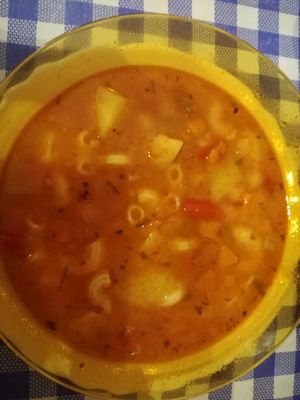 ropa nueva at Somos Lo Que Comemos in Tenerife