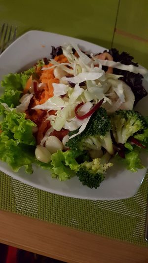 Side salad at Muya Vegan Cafe - Maybe closed in Trujillo