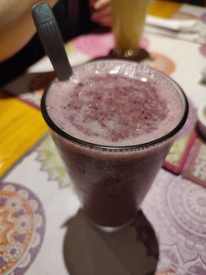 Berrie coconut milk smoothie at RasLok in Buenos Aires