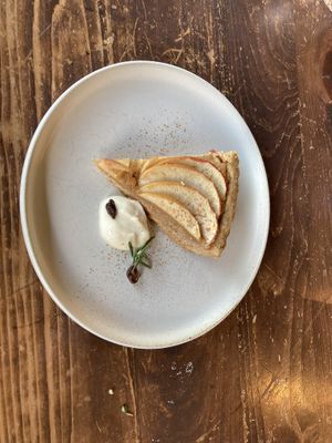 Apple cinnamon tart  at Veg Out in Kyoto