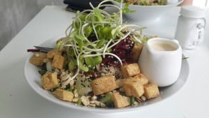 Dragon Bowl at VegetaBowl in Koh Tao