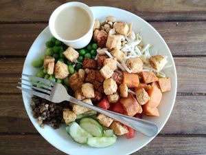 Indonesian Bowl with extra edamame and lentils 😍 at VegetaBowl in Koh Tao