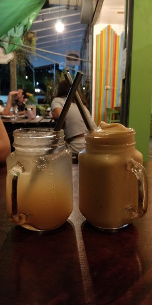 Lemongrass ginger soda & tropical smoothie at VegetaBowl in Koh Tao