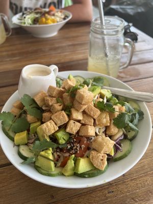 Zen Bowl with rice base (with extra Avocado 🥑 for 50 baht - not worth it in my opinion as it is not a lot), the bowl was amazing and the portion big!  at VegetaBowl in Koh Tao