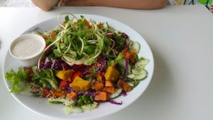 Wellness bowl at VegetaBowl in Koh Tao