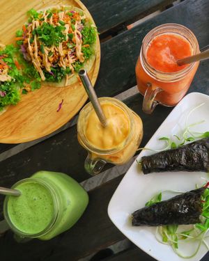 Tacos & Smoothies  at VegetaBowl in Koh Tao
