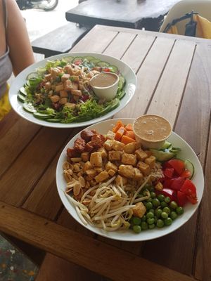 Two bowls at VegetaBowl in Koh Tao