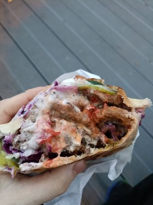 About halfway into the pita, you can see how packed this is at Vegan Gyros - Mauer Park - Food Truck in Berlin