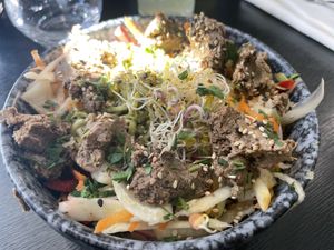 Gemüse Bowl mit Pilzpesto  at Velicious in Strasbourg