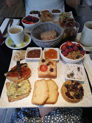 Brunch - 29 Euro with Hot Tea and Iced Tea at Velicious in Strasbourg