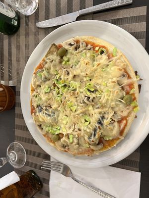 Vegan pizza   at Au Potiron in Strasbourg