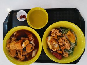 Kway Chap & Yong Dou Fu at Ji Xiang 吉祥素 - Bukit Batok in West Singapore