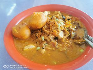 Yummy Friday mee rebus at Le Le Vegetarian in West Singapore