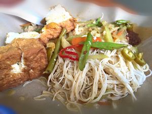 vegetarian and vegan food at Success Vegetarian 成功素食 in West Singapore