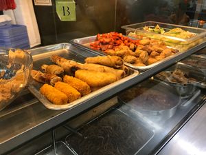 Mixed rice selection at Success Vegetarian 成功素食 in West Singapore