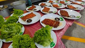 Catered dinner for 33 tables for 7th month 中元节 dinner at Tan Gin Sai Tropical Fish Farm at Supreme Vege 善心缘 - Bras Basah in Central Singapore