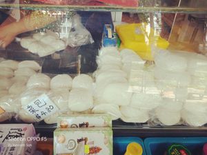 The different food varieties. at Oh Hock Guan 福源素食包点 in Central Singapore