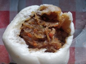 Vegetables pao, 菜包 at Oh Hock Guan 福源素食包点 in Central Singapore