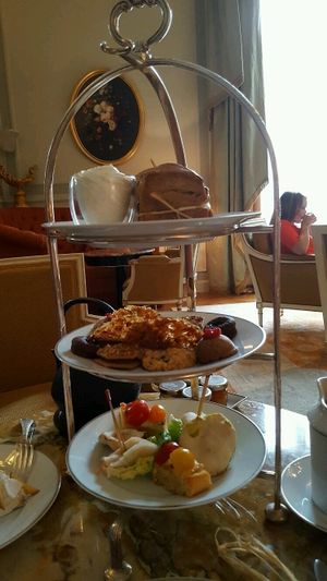 Vegan Tea time  at Shangri-La Hotel - La Bauhinia in Paris