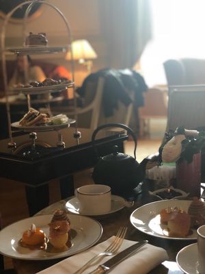 The vegan afternoon tea at the Shangri La at Shangri-La Hotel - La Bauhinia in Paris