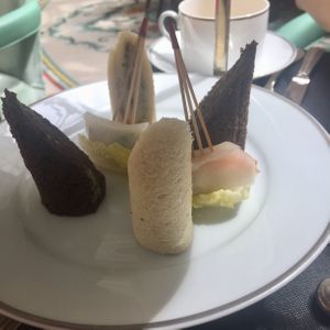 Finger sandwiches  at Shangri-La Hotel - La Bauhinia in Paris