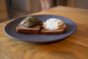 slices of bread at Vegan Gorilla in Nice