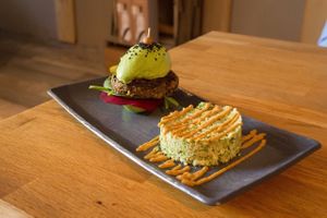 avocado burger at Vegan Gorilla in Nice